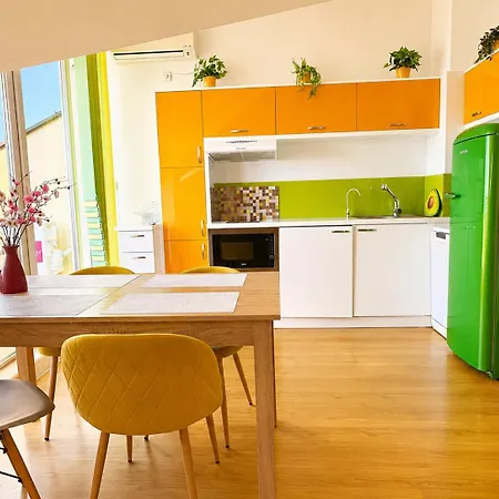 Apartmán Cozy Mansard Apartment-steps From The Sozopol